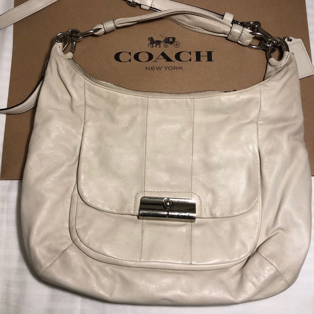 COACH Kristin Leather Hobo Handbag 👛